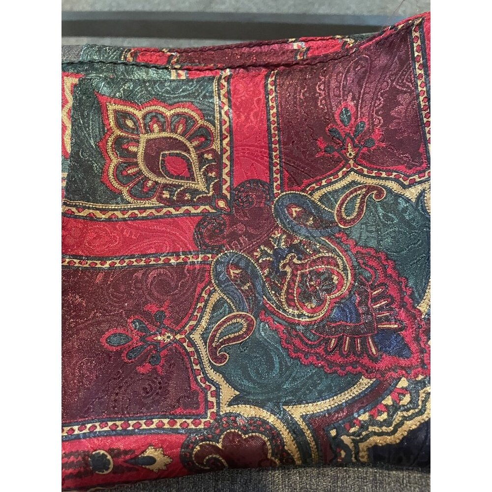 Liz Claiborne Designer Print Luxury Scarf Beautiful Bold Colors 34x34”